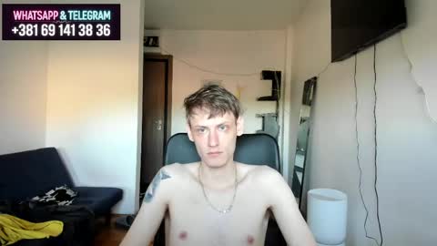 Snapshot of annonimsick chatting on 05.14.26 online show from 05.14.26