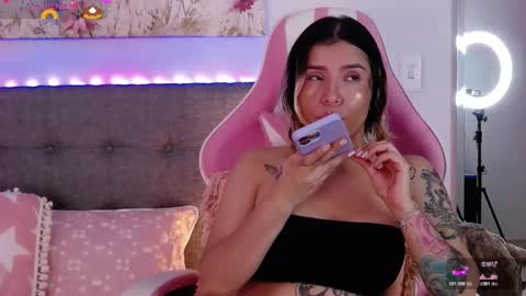 Antonella Lee online show from 11.19.25