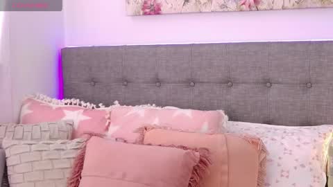 Snapshot of anntonellalee chatting on 05.26.26 Antonella Lee online show from 05.26.26