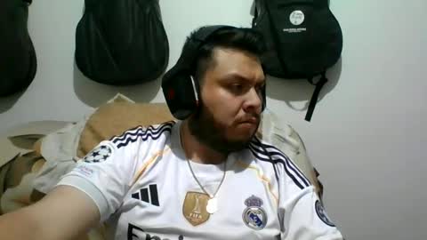 lion kennedy independent model moderator online show from 09.17.25