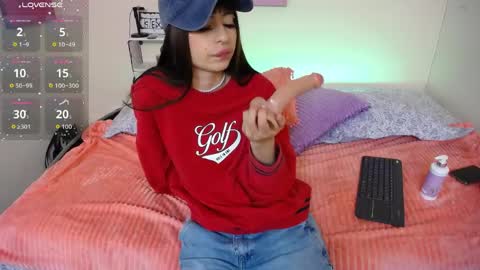 Snapshot of anny_cotton chatting on 05.23.26 Anny cotton online show from 05.23.26