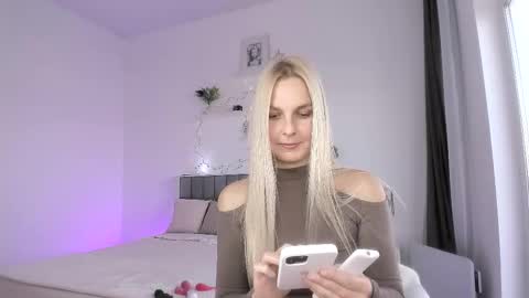 Snapshot of anny_johnson_ chatting on 03.01.26 Anny online show from 03.01.26