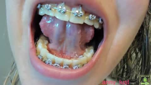 Issabela online show from 01.17.26