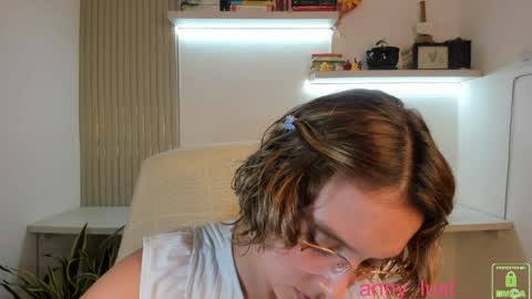 Issabela online show from 04.29.26