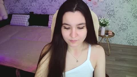 Snapshot of anny_shine chatting on 01.21.25 Annie online show from 01.21.25