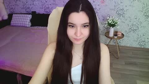 Snapshot of anny_shine chatting on 01.21.25 Annie online show from 01.21.25
