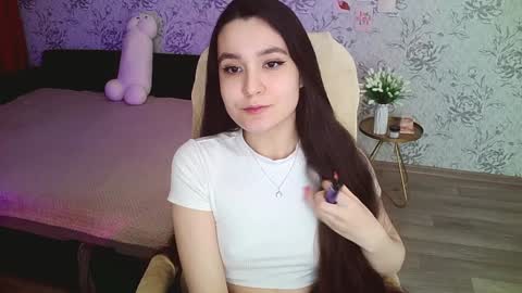 Snapshot of anny_shine chatting on 01.24.25 Annie online show from 01.24.25