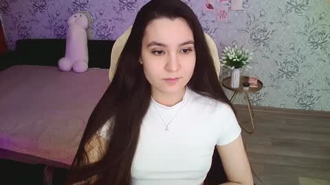 Snapshot of anny_shine chatting on 01.26.25 Annie online show from 01.26.25
