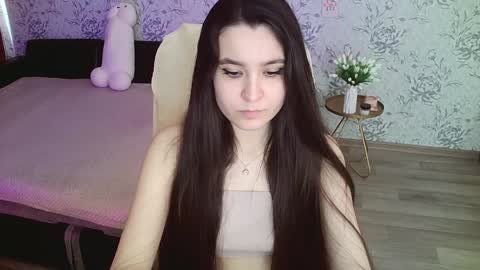 Snapshot of anny_shine chatting on 02.07.25 Annie online show from 02.07.25