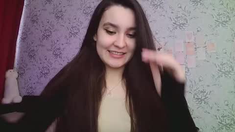 Snapshot of anny_shine chatting on 02.25.25 Annie online show from 02.25.25