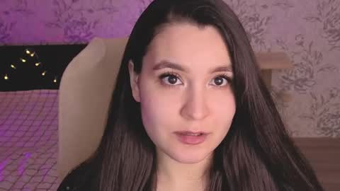 Annie online show from 04.11.26