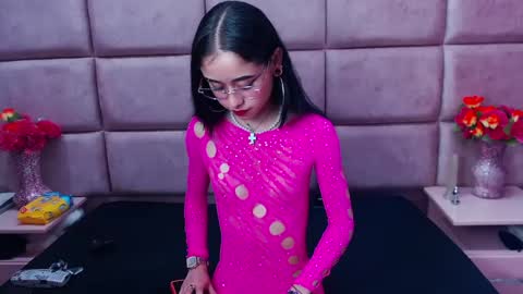 Anny online show from 12.17.24