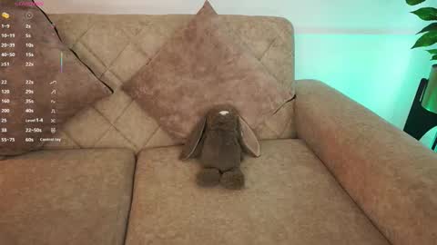 Snapshot of annybuny chatting on 02.25.26 Ana online show from 02.25.26