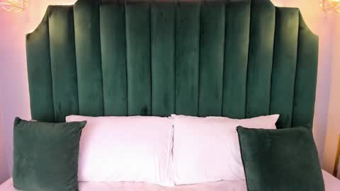 Anny Colson online show from 10.26.25