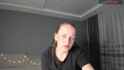 Snapshot of annyfourse chatting on 12.03.24 AnnyFourse online show from 12.03.24
