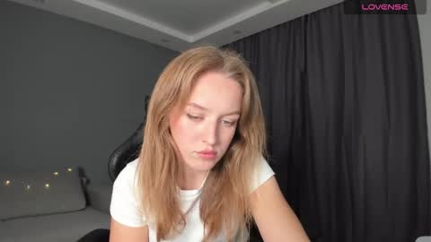 Snapshot of annyfourse chatting on 12.05.24 AnnyFourse online show from 12.05.24