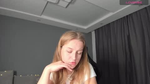 Snapshot of annyfourse chatting on 12.06.24 AnnyFourse online show from 12.06.24