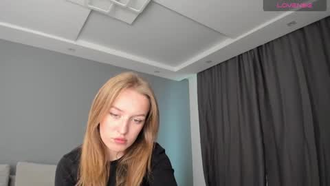 Snapshot of annyfourse chatting on 12.08.24 AnnyFourse online show from 12.08.24