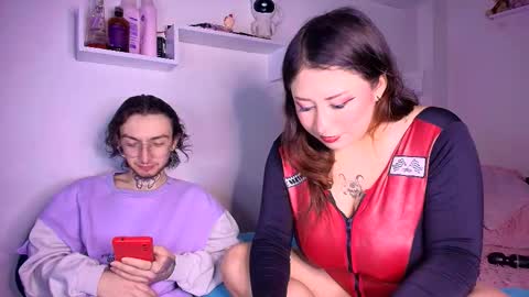 Snapshot of annyharris chatting on 02.12.26 anny harris online show from 02.12.26