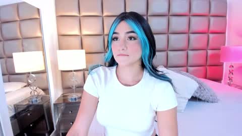    online show from 02.01.25