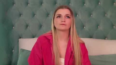 Snapshot of annyraii chatting on 02.02.26 annyraii online show from 02.02.26