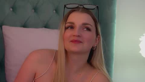 Snapshot of annyraii chatting on 02.03.26 annyraii online show from 02.03.26