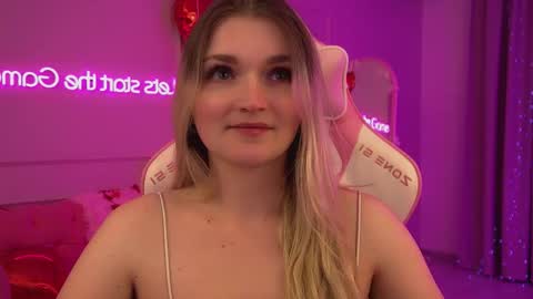 Snapshot of annyraii chatting on 02.13.26 annyraii online show from 02.13.26