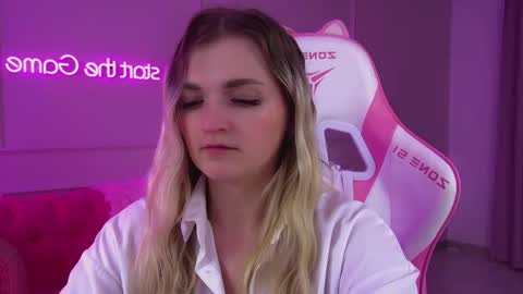 Snapshot of annyraii chatting on 02.20.26 annyraii online show from 02.20.26