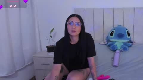 Anny online show from 11.21.25