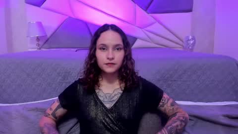 AnnyT online show from 01.17.25
