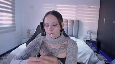 AnnyT online show from 03.19.26