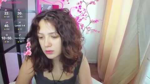 Snapshot of anora_millerr chatting on 11.20.25 Anora online show from 11.20.25