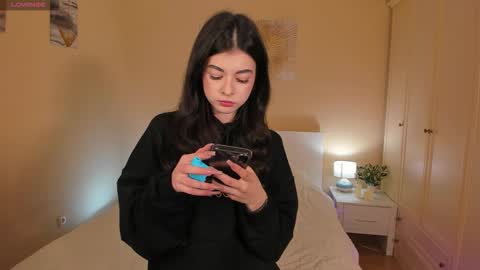 Snapshot of anorabodyys chatting on 02.20.26 Anora Emma online show from 02.20.26