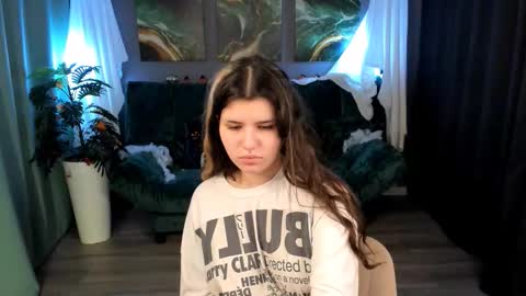 Snapshot of anoradark chatting on 11.08.25 Anora online show from 11.08.25