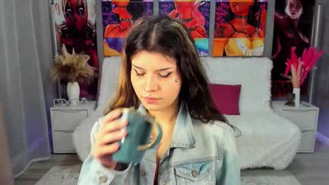 Snapshot of anoradark chatting on 11.21.25 Anora online show from 11.21.25