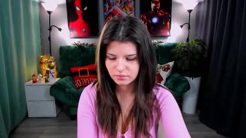 Snapshot of anoradark chatting on 12.18.25 Anora online show from 12.18.25