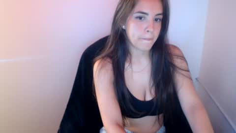 Snapshot of anthogelaa chatting on 06.14.26 Anthogela online show from 06.14.26