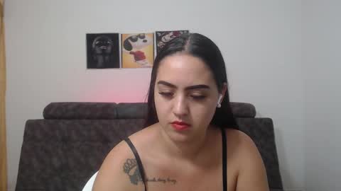 Snapshot of anthonela_queen chatting on 03.10.25 Anthonela Queen online show from 03.10.25