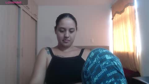 Snapshot of anthonela_queen chatting on 09.25.25 Anthonela Queen online show from 09.25.25