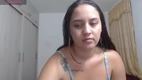 Snapshot of anthonela_queen chatting on 10.21.25 Anthonela Queen online show from 10.21.25