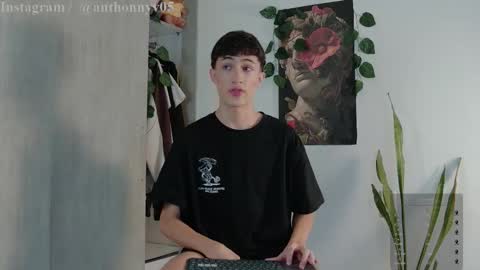 Snapshot of anthonny_05 chatting on 09.27.25 TONY NEW ACCOUNT online show from 09.27.25