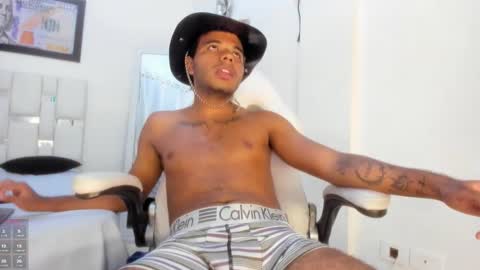 Snapshot of anthony_milleer chatting on 02.21.26 anthony online show from 02.21.26