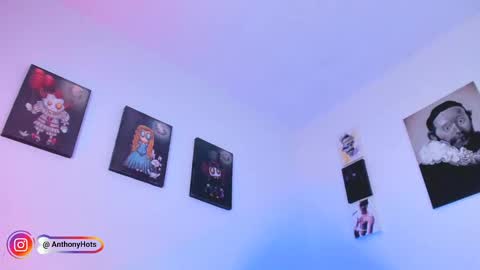 Snapshot of anthonyhots chatting on 12.22.24 online show from 12.22.24