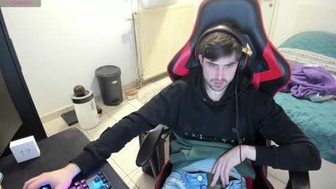 Snapshot of anthonyloveseks chatting on 01.25.25 Anthony online show from 01.25.25