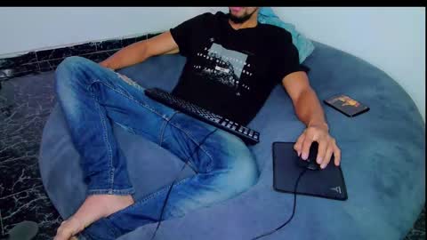 Snapshot of anthonyrico69 chatting on 12.15.24 Anthony rico69 online show from 12.15.24