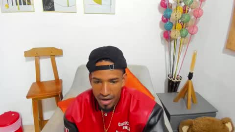 Snapshot of anthoy_wayans chatting on 03.25.26 online show from 03.25.26