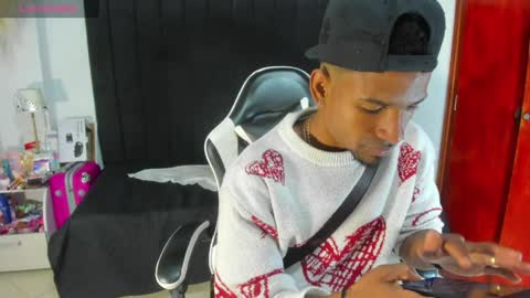 Snapshot of anthoy_wayans chatting on 03.28.26 online show from 03.28.26