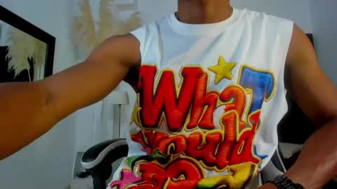 Snapshot of anthoy_wayans chatting on 05.09.26 online show from 05.09.26