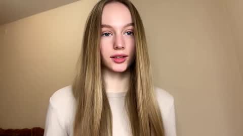 Snapshot of antionettepulgarin chatting on 02.09.26 Viktoria online show from 02.09.26