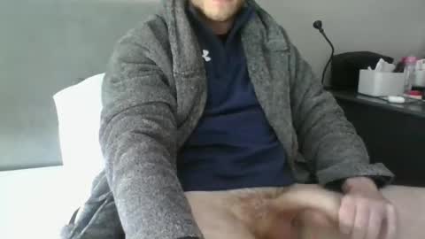 Snapshot of antman37332 chatting on 04.26.26 antman37332 online show from 04.26.26